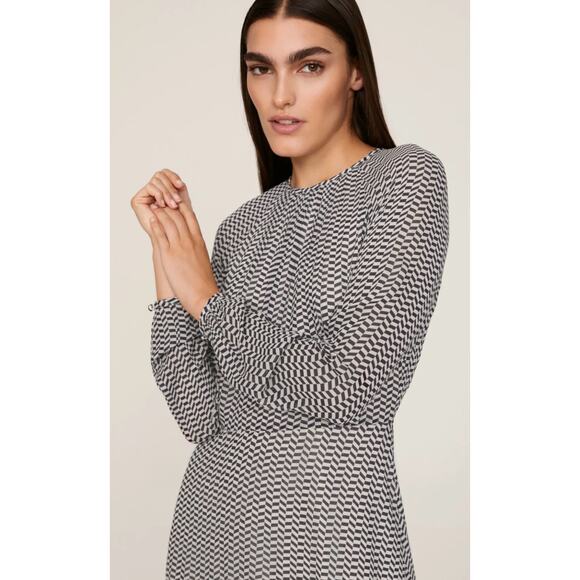 LK Bennett Addison Dress 2 - Picture 4 of 14